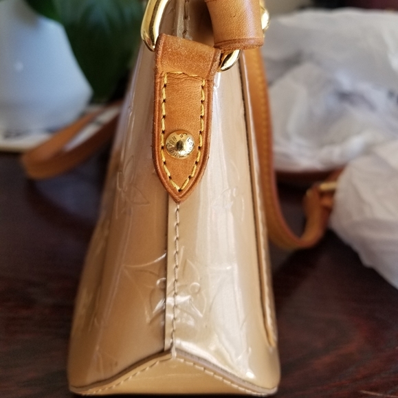 Louis Vuitton  discontinued  Noisette crossbody  bag/ Sale! - Picture 15 of 16